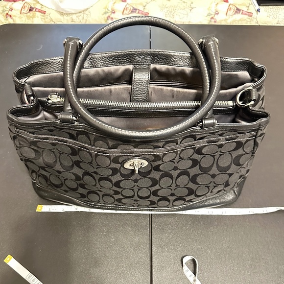 COACH Park Signature Large Carryall tote. F23292. Jacquard Fabric & Leather Trim - Picture 11 of 16